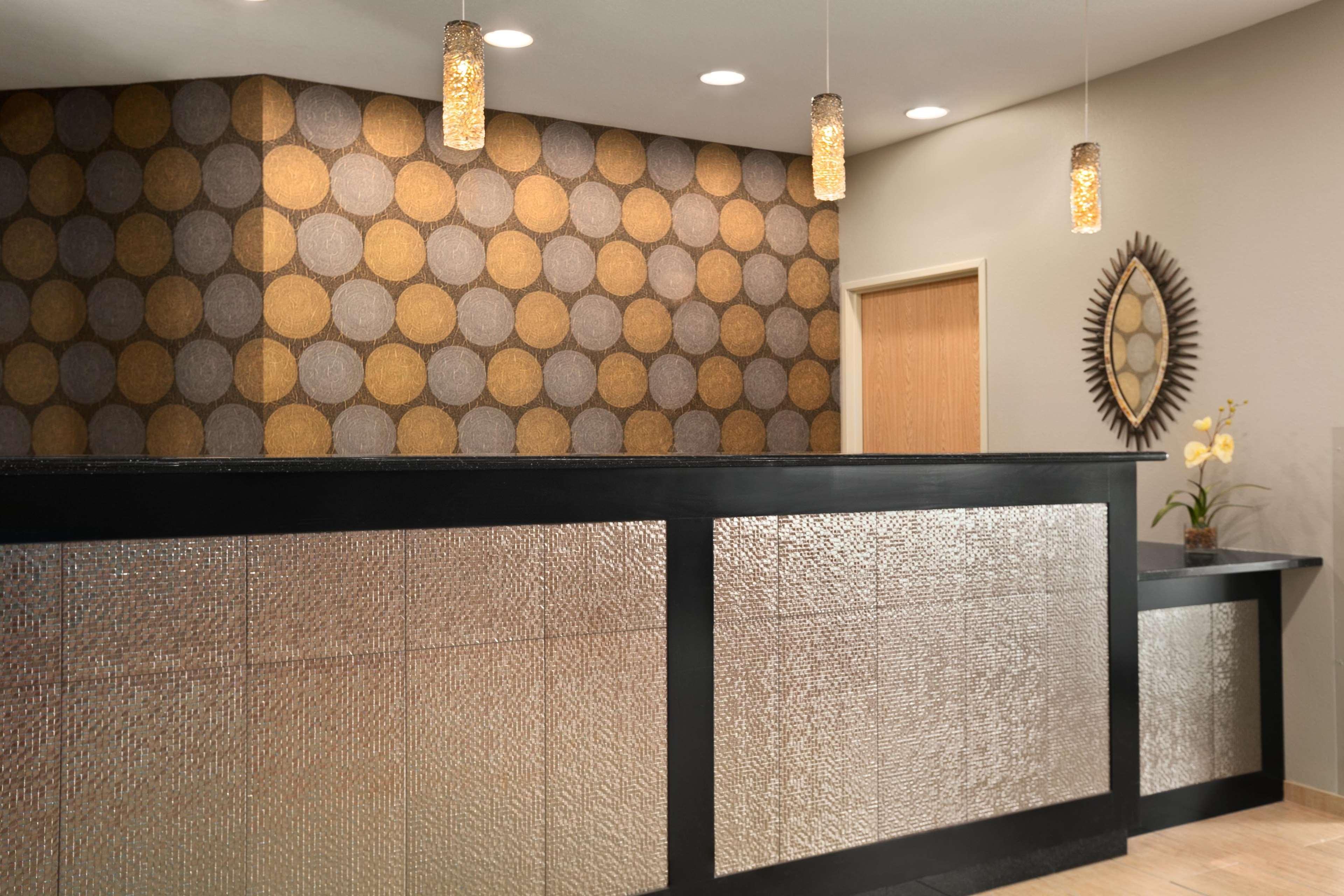 Best Western Plus Peppertree Airport Inn Airway Heights Eksteriør billede