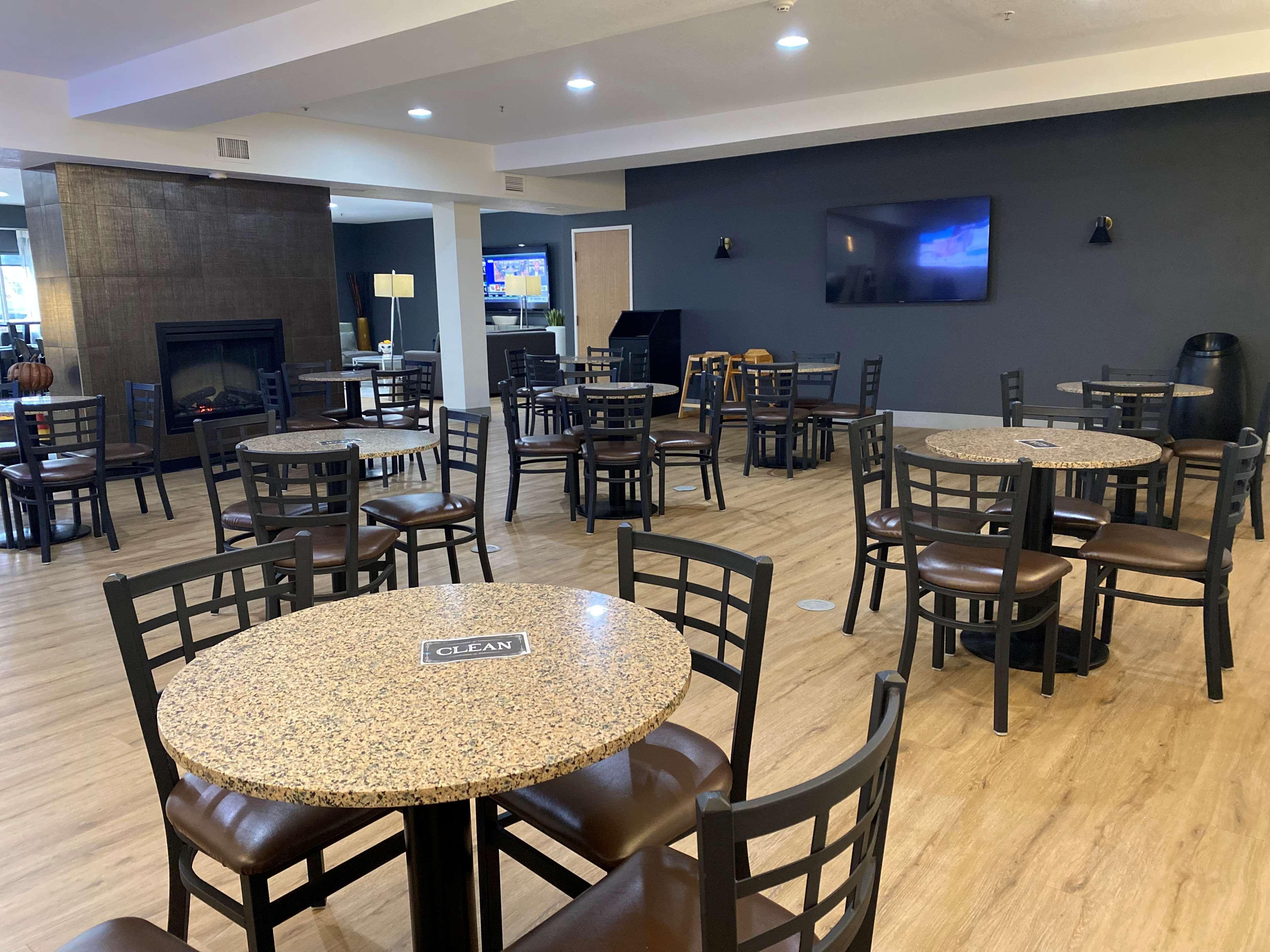Best Western Plus Peppertree Airport Inn Airway Heights Eksteriør billede